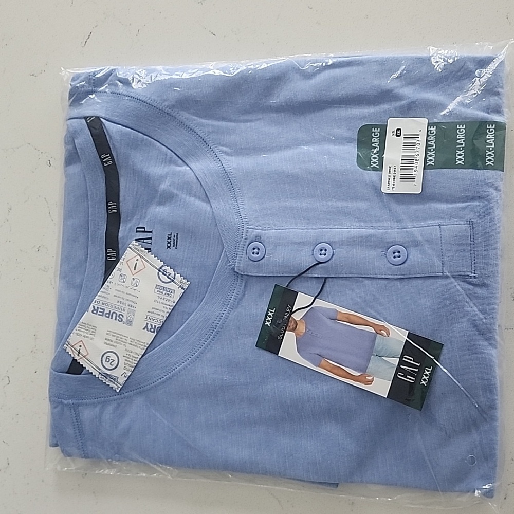Gap 3XL light blue Henley T-shirt